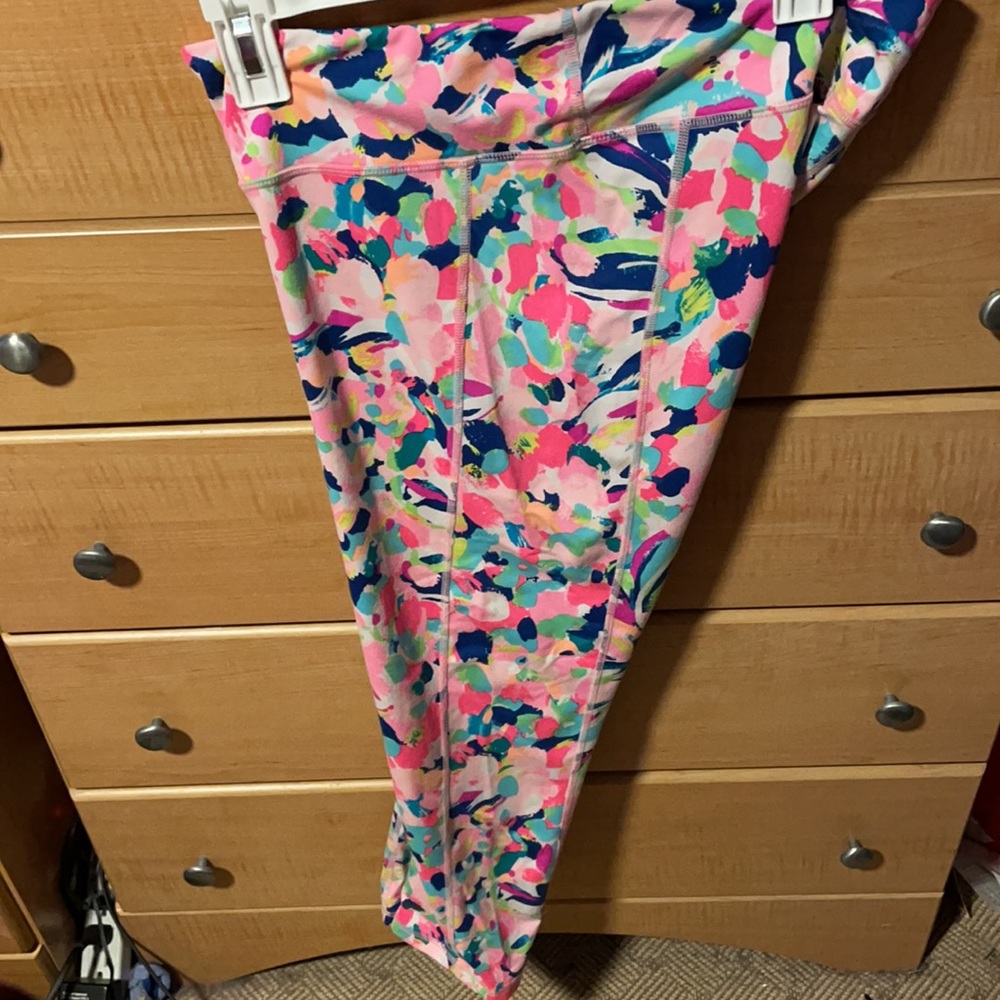 Lily Pulitzer Bright Color Dot Capri - Picture 6 of 6